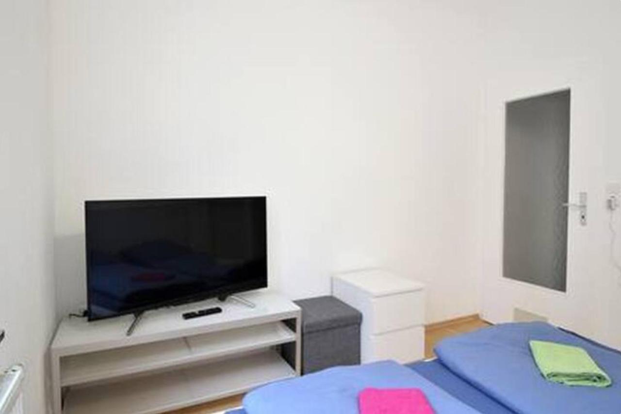 Privatzimmer Nahe Bahnhof Und City ヴュルツブルク エクステリア 写真